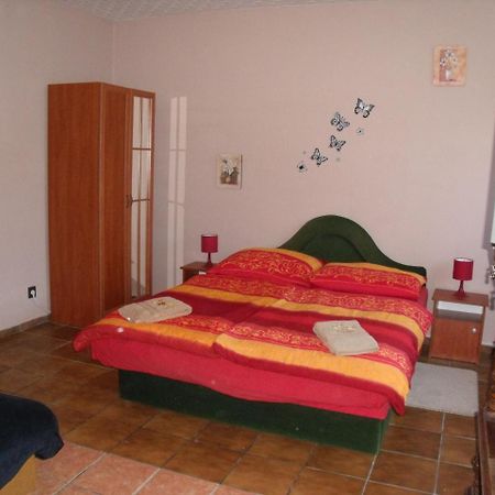 Viola Vendeghaz Apartment Kehidakustany Exterior photo