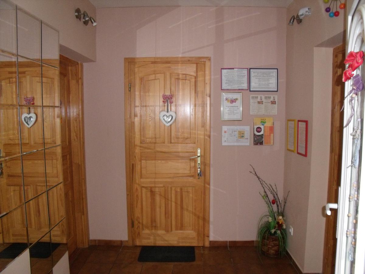 Viola Vendeghaz Apartment Kehidakustany Exterior photo